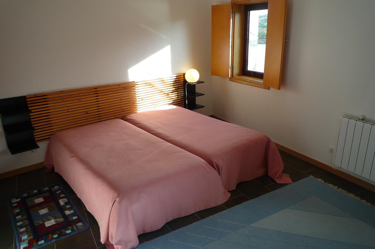 Casas Avela Brava Guest House Negroes Eksteriør bilde
